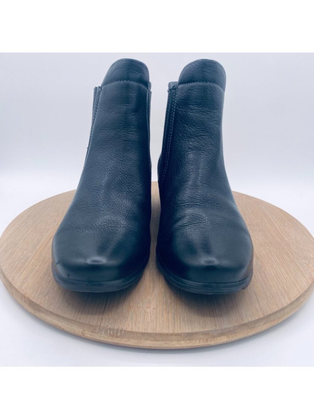 Ecco Womens Shoes 9 Black Leather Pull On Chelsea Boots Ankle Minimalist - Picture 3 of 11